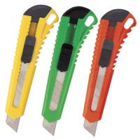 Нож канцелярский 18 мм BRAUBERG "Classic", фиксатор, корпус ассорти, упаковка с европодвесом, 230917 фото