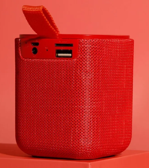 Колонка Bluetooth YISON CELEBRAT SP-4 красный фото