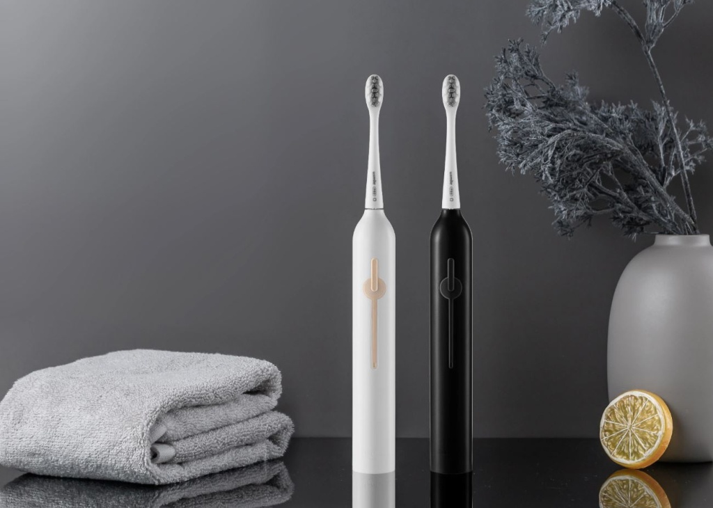 Электрическая зубная щетка Usmile P1.JPG