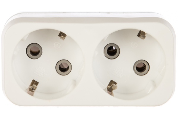 Разветвитель SMARTBUY SBE-16-A02-2z (2 гнезда) фото