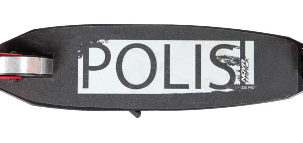Самокат городской NOVATRACK 230.POLIS.RD22 алюминий, складной с помощью кнопки на раме, эргономичный фото