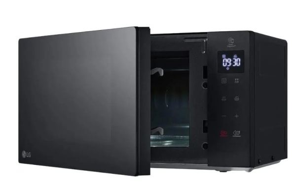 Микроволновая печь LG MS-2032GAS черный фото