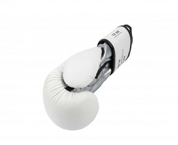 Перчатки боксерские "Clinch  Fight 2.0" бело-серебристые 8 унц. фото