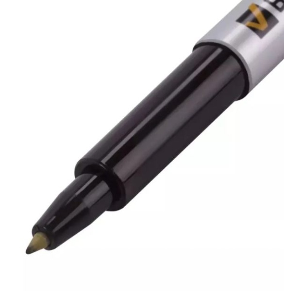 Маркер для CD и DVD BRAUBERG, ЧЕРНЫЙ, тонкий наконечник 1мм, 150418 фото