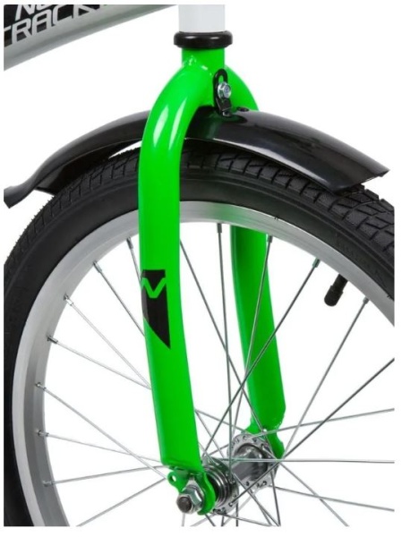 (м) Велосипед детский NOVATRACK 20"203STRIKE.WTG20 белый-зелёный, тормоз нож, крылья корот, защита А фото
