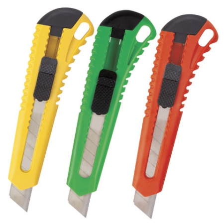 Нож канцелярский 18 мм BRAUBERG "Classic", фиксатор, корпус ассорти, упаковка с европодвесом, 230917 фото